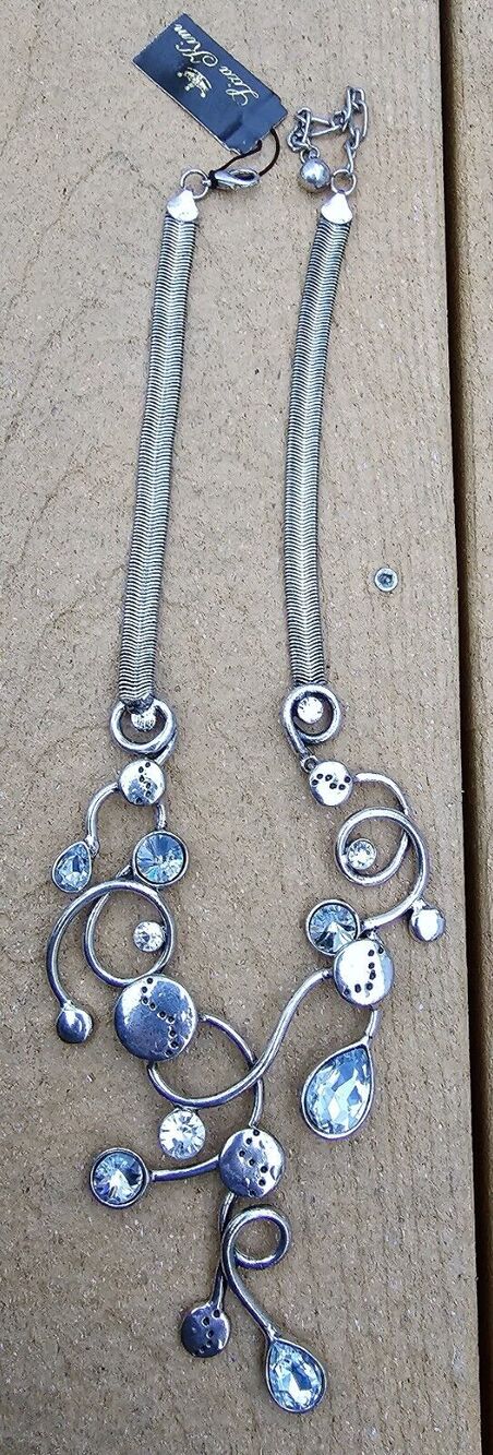New LIZA KIM Silvertone Chain & Large Clear Rhinestone Statement Necklace 17"
